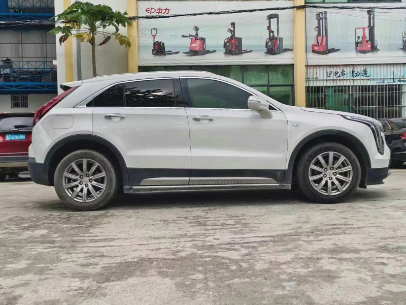 东莞19年凯迪拉克XT48