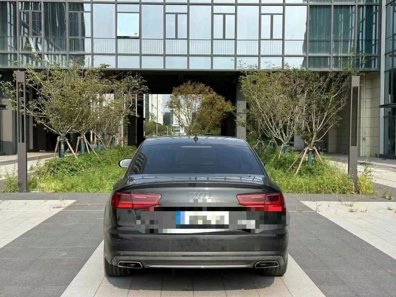 青岛15年奥迪A6L9