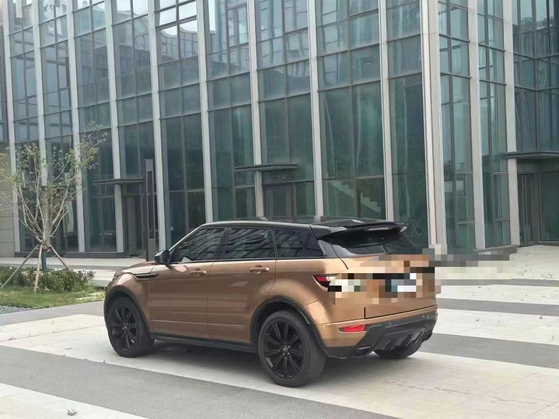 青岛14年路虎极光8