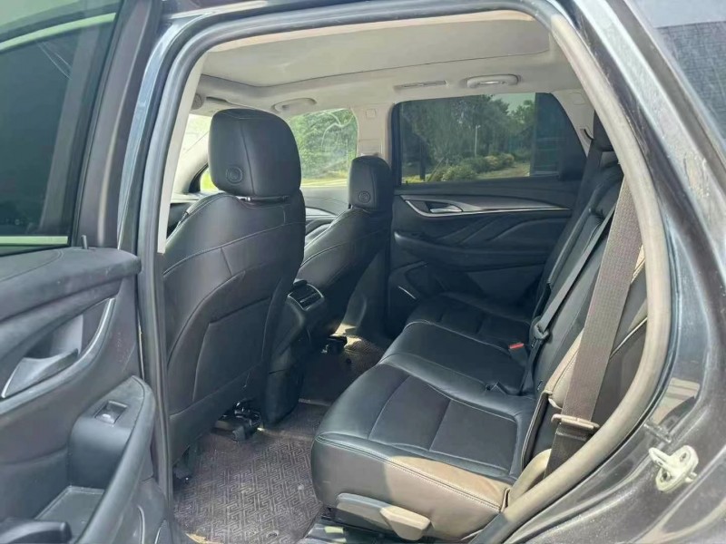 青岛20年别克昂科旗5