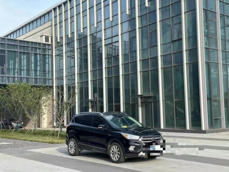 青岛18年福特翼虎2