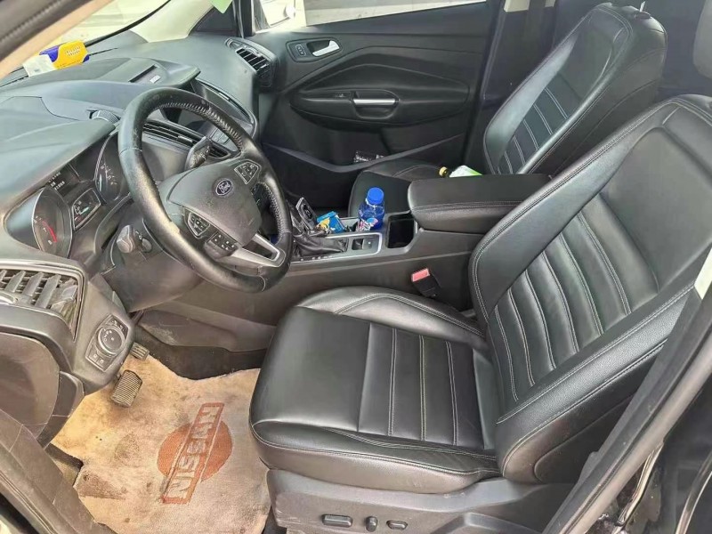 青岛18年福特翼虎4