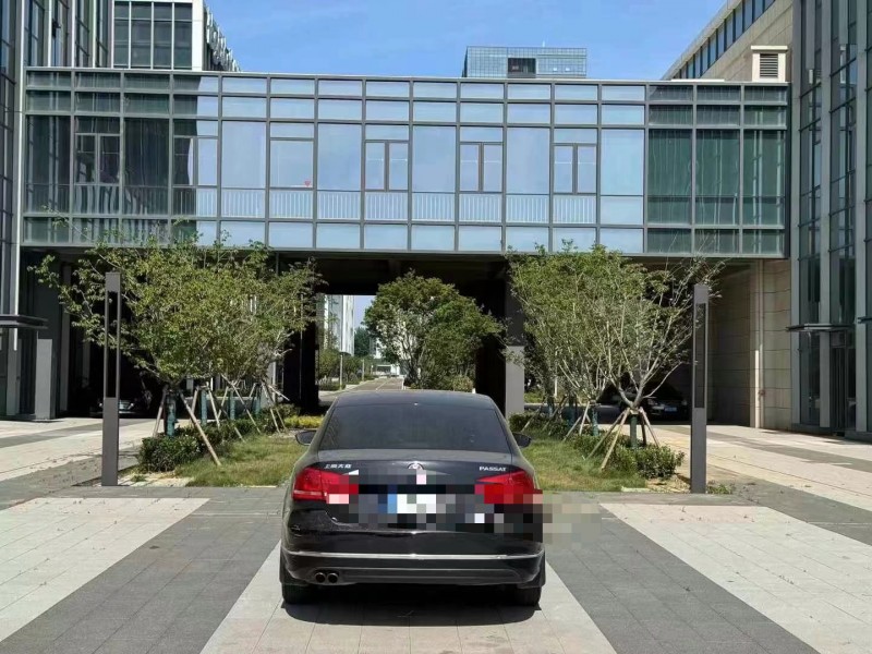 青岛13年大众帕萨特9