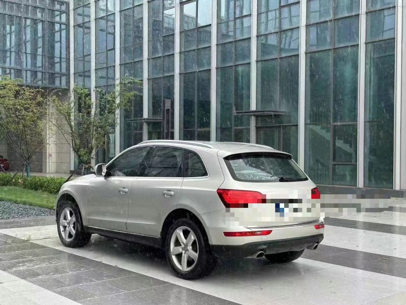 青岛16年奥迪Q58