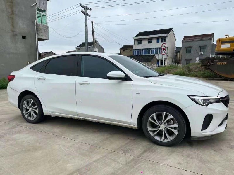 淮安22年别克威朗3