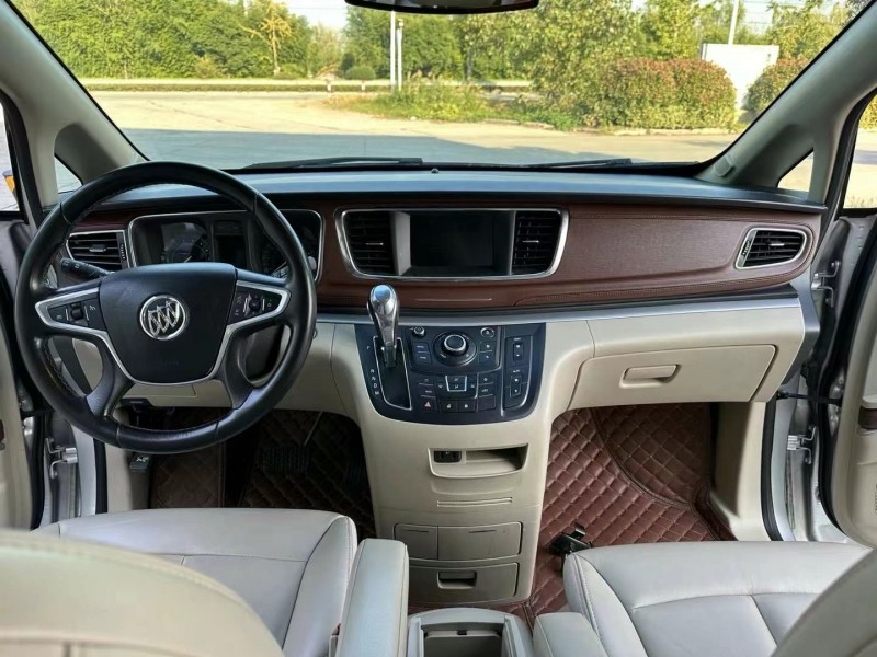 徐州19年别克GL85