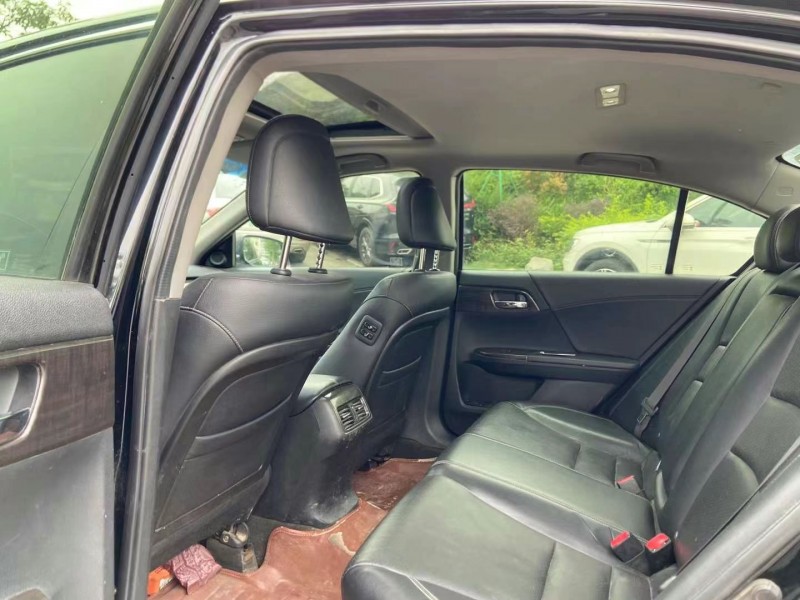 广州15年本田雅阁8