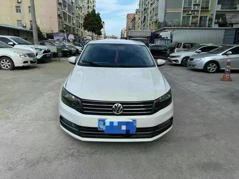泰安18年大眾桑塔納1