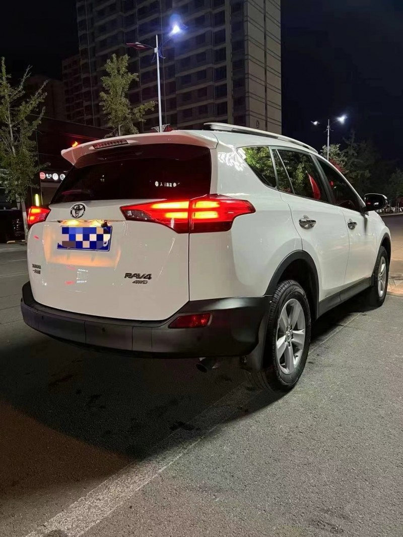 潍坊14年丰田RAV4荣放3