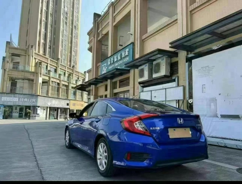 青岛19年本田思域4