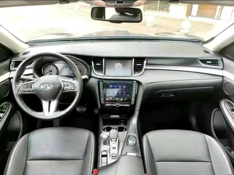 重慶20年英菲尼迪QX509