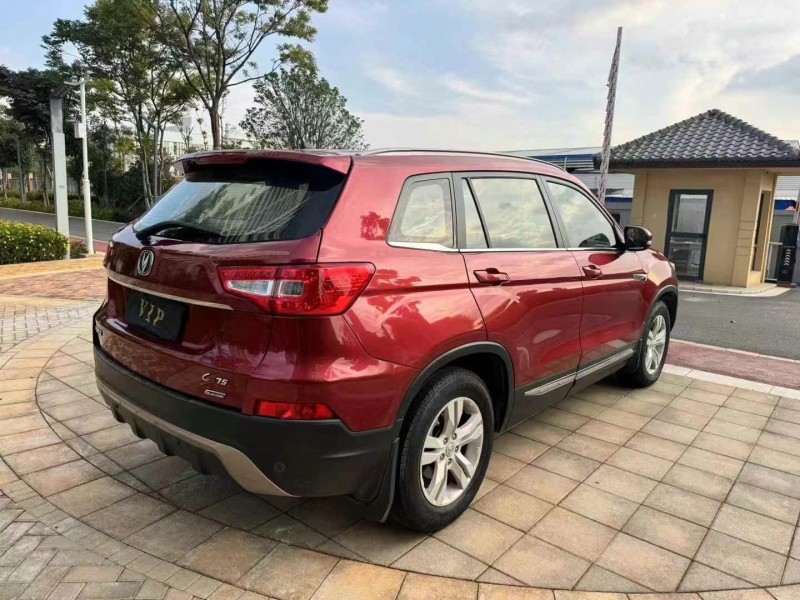 昆明15年長安汽車CS758