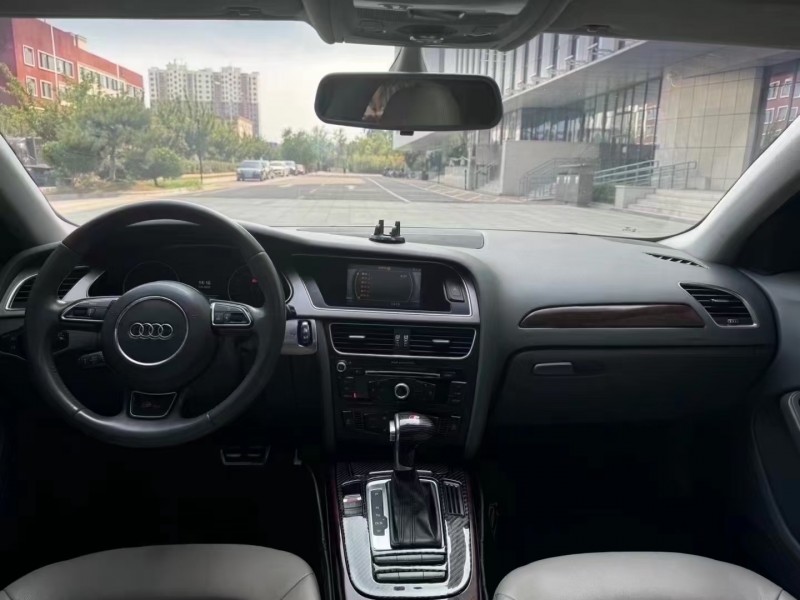 济南16年奥迪A4L6