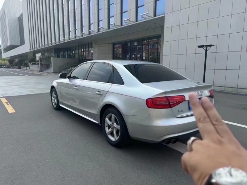 济南16年奥迪A4L7