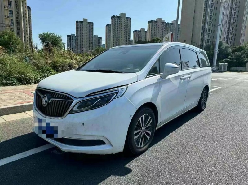 郑州17年别克GL82