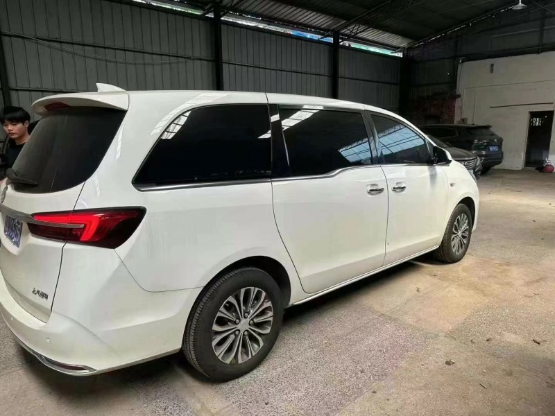 广州23年别克GL82