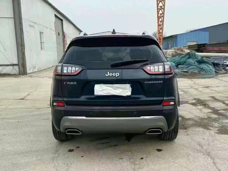 鄭州20年Jeep自由光9