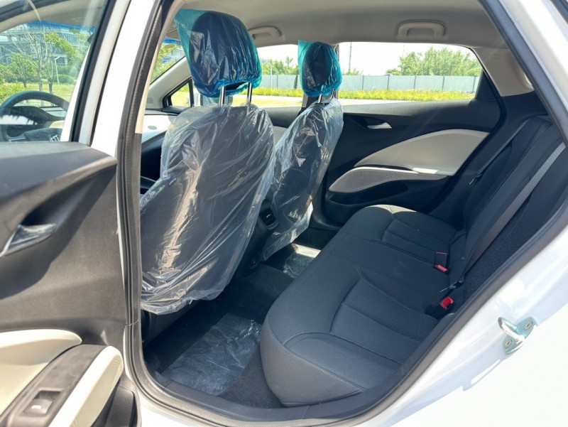 盐城23年别克微蓝4