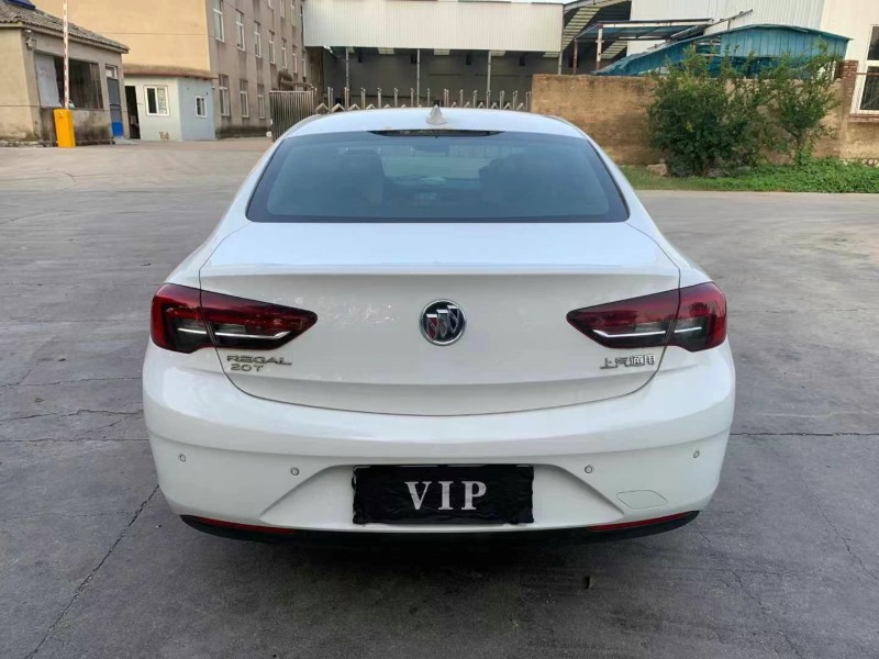 徐州18年别克君威9