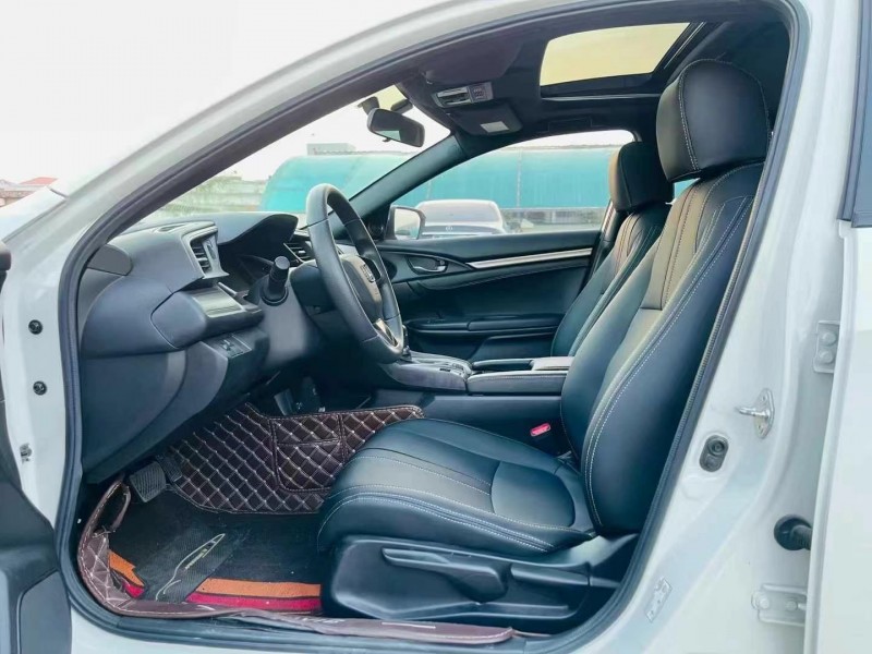 东莞21年本田思域4