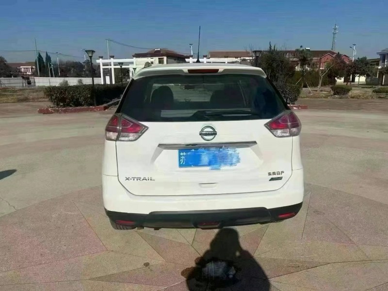 揚州15年日產奇駿2