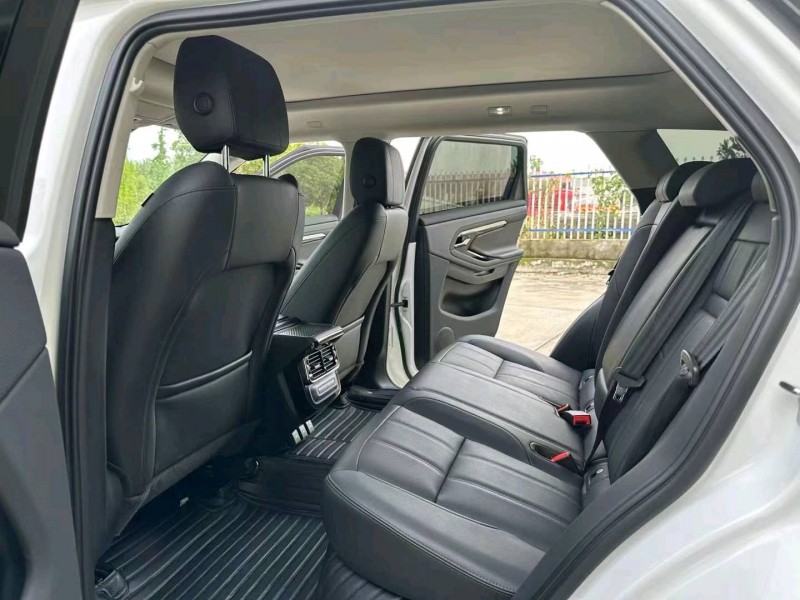 徐州22年路虎极光6