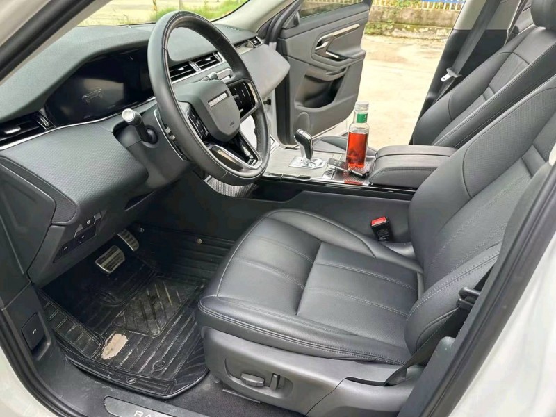 徐州22年路虎极光7