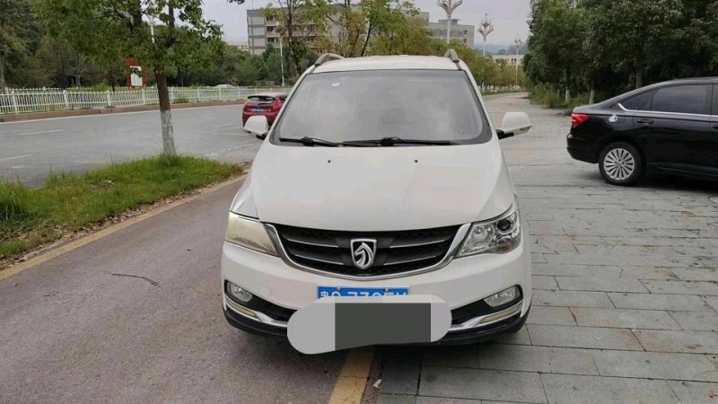 畢節17年寶駿7301