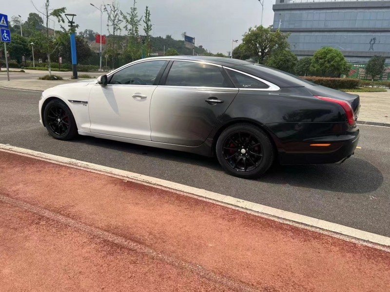 賀州13年捷豹XJL4