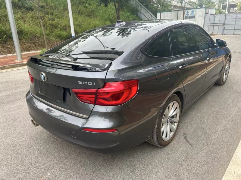 南寧19年寶馬3系GT3