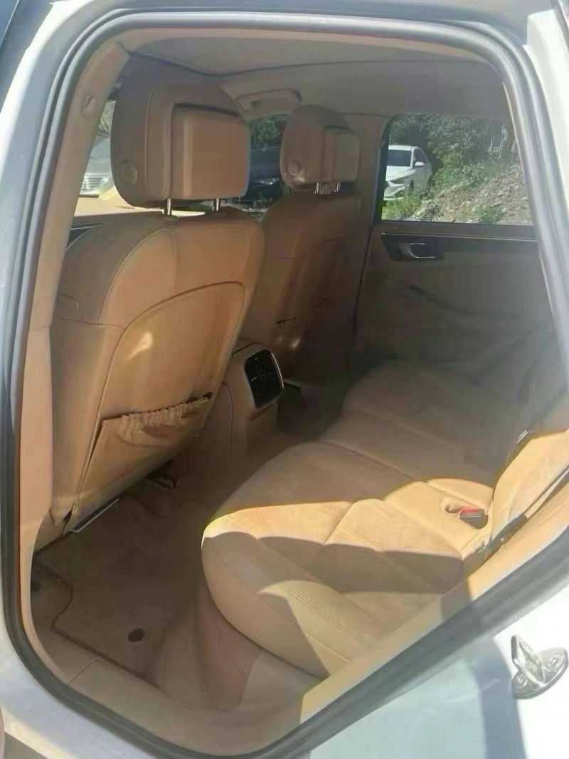 鷹潭15年保時捷Macan3