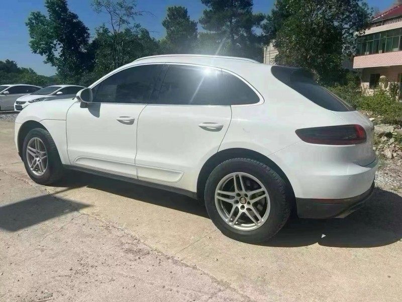 鷹潭15年保時捷Macan8