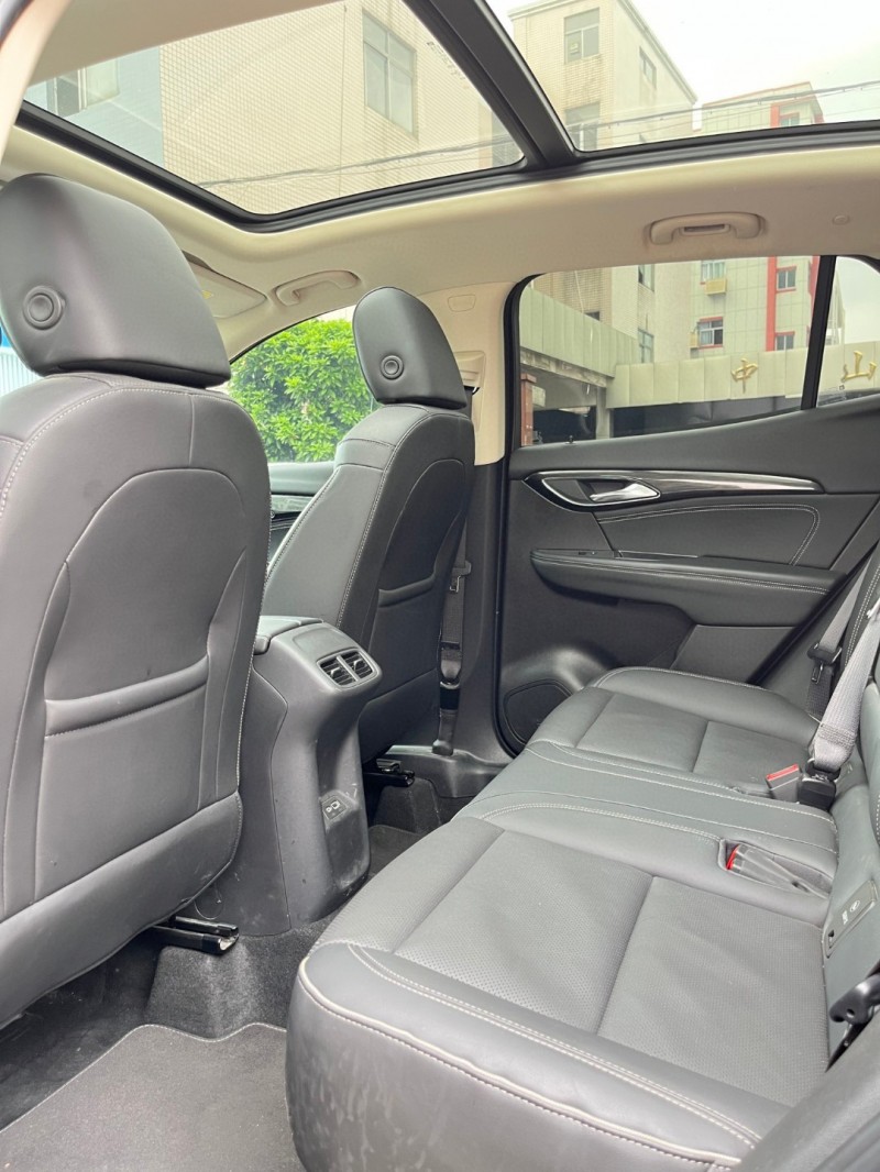 中山22年别克昂科威6