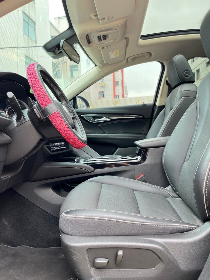 中山22年别克昂科威8