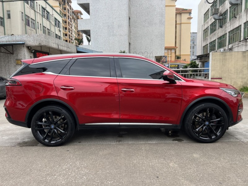 中山21年比亚迪唐2
