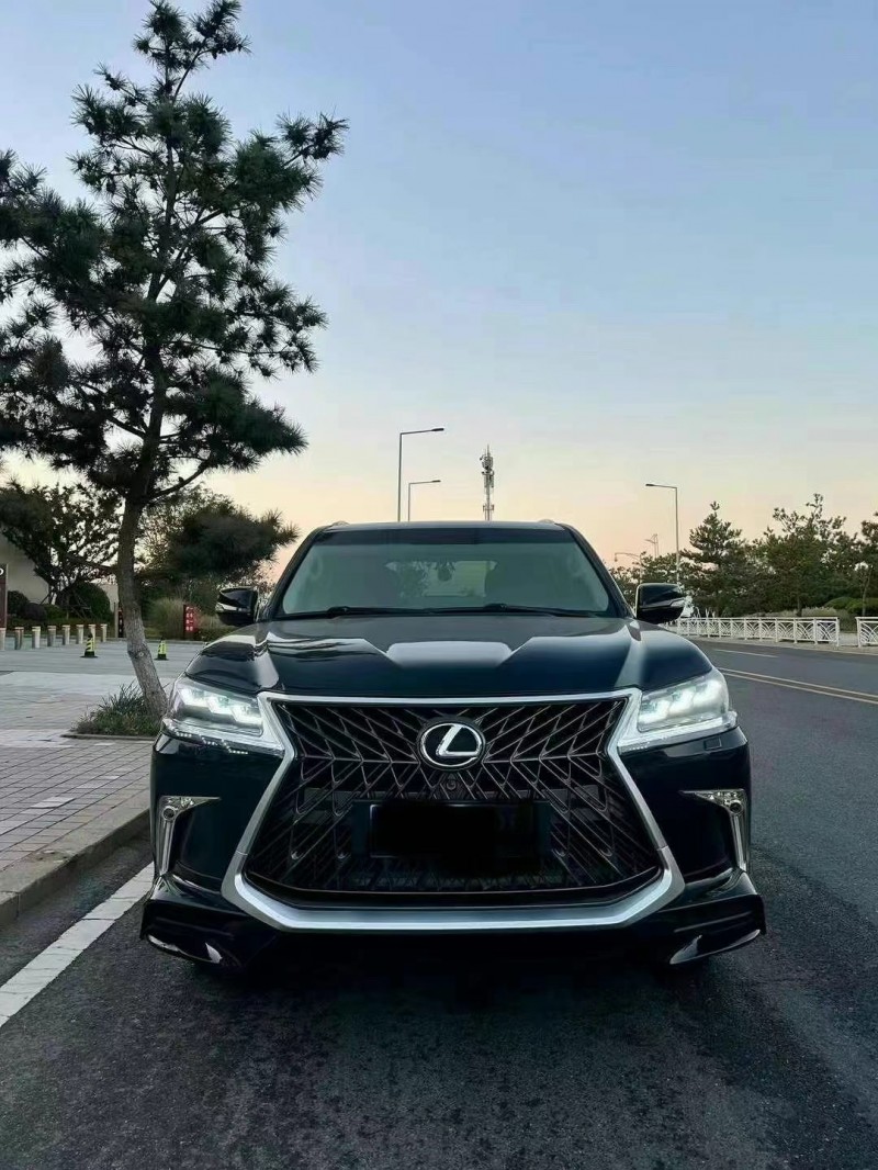 烟台12年雷克萨斯LX1