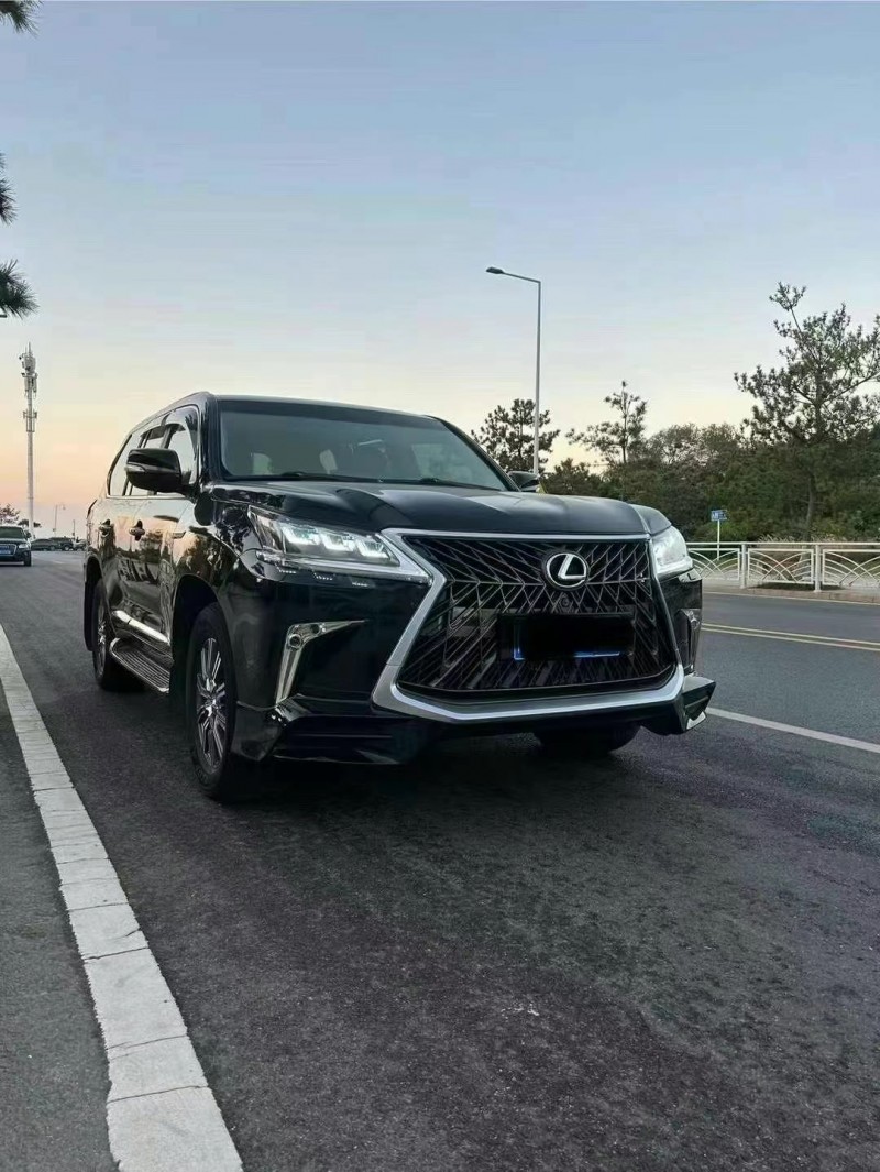 烟台12年雷克萨斯LX3