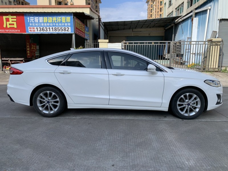 中山21年福特蒙迪欧2