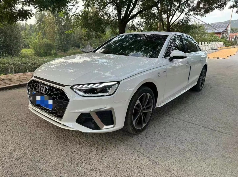 济宁24年奥迪A4L2