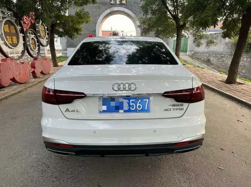 济宁24年奥迪A4L4