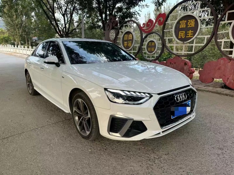 济宁24年奥迪A4L5