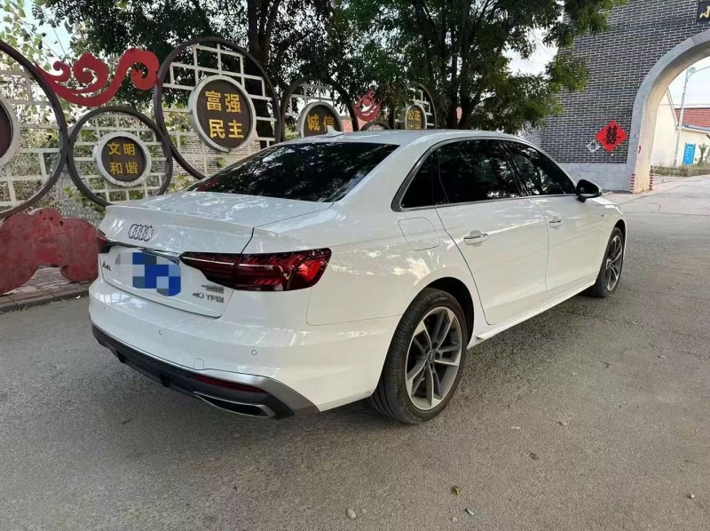 济宁24年奥迪A4L6
