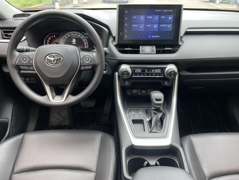 中山23年丰田RAV47