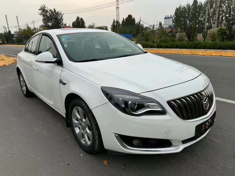 济宁14年别克君威2