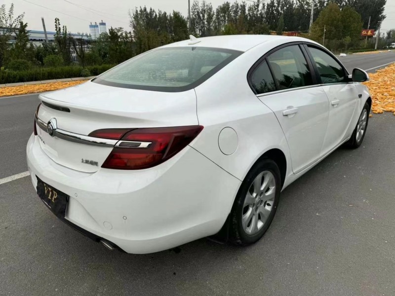 济宁14年别克君威4