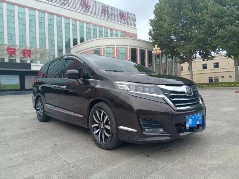 济宁16年本田艾力绅3
