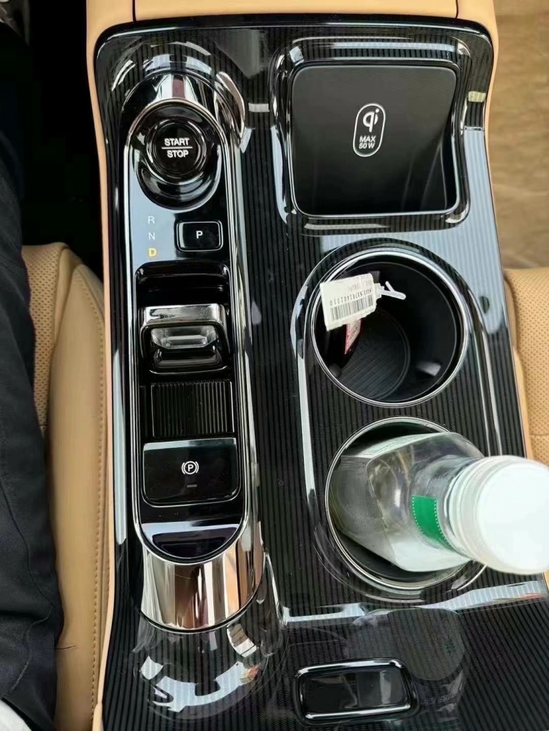 保定24年传祺E83