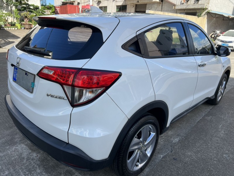 中山21年本田缤智5