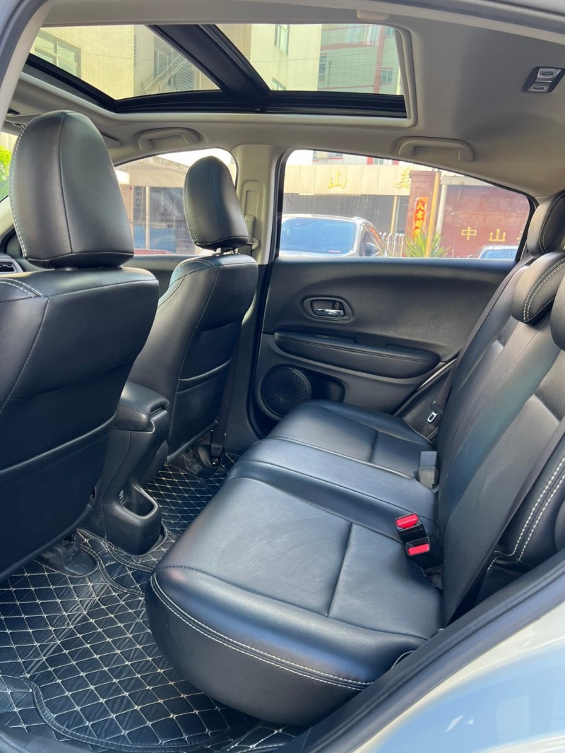 中山21年本田缤智6