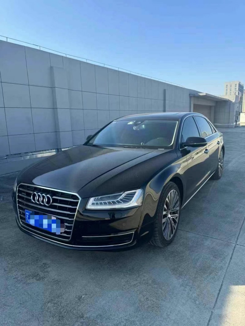 徐州16年奥迪A8L7